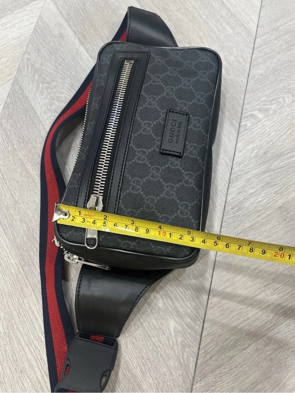 Gucci GG Supreme Black Belt Bag Waist Bag New